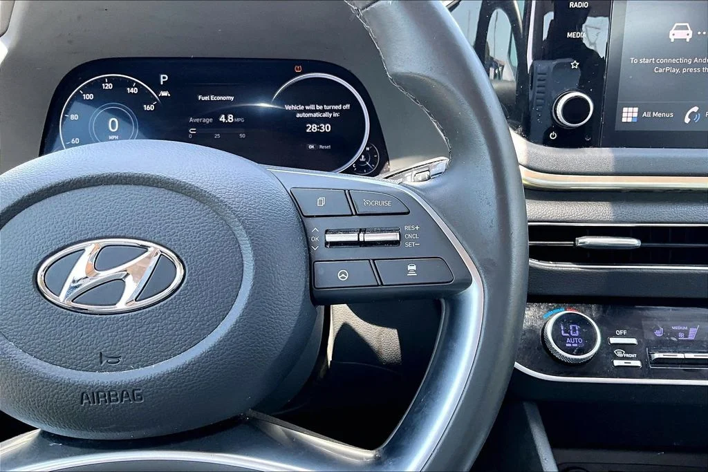 Used 2022 Gray Hyundai SEL image 18