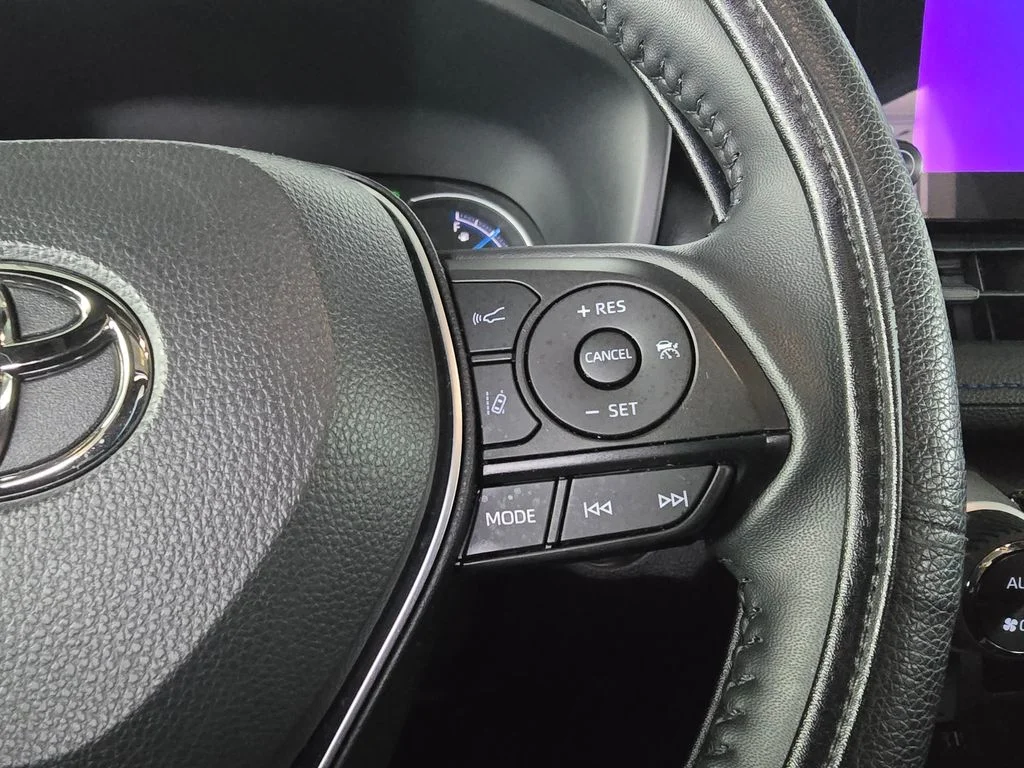Used 2025 Gray Toyota SE image 18