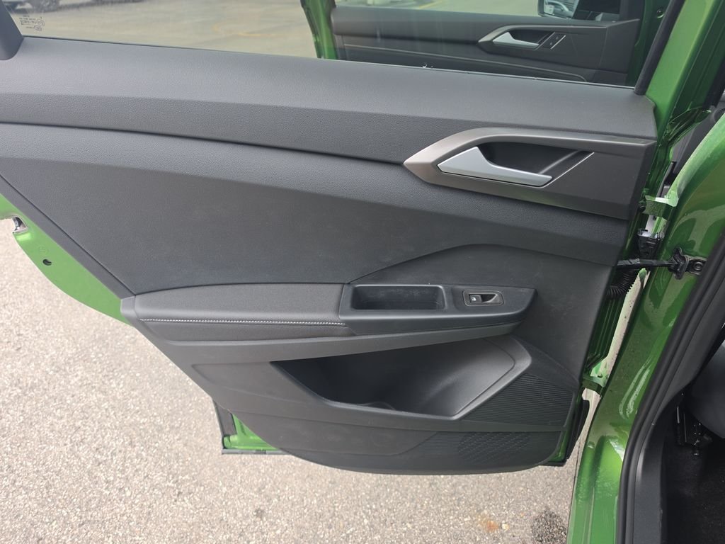 New 2026 Green Volkswagen 1.5T SE Black image 13