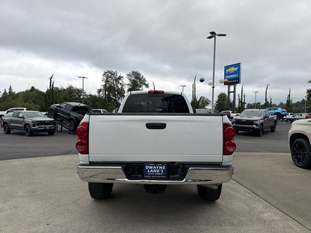 Used 2007 White Dodge SLT image 5