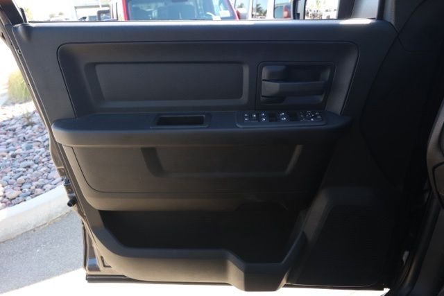 New 2026 Granite Crystal Metallic Clear-Coat Exterior Paint RAM Tradesman image 22