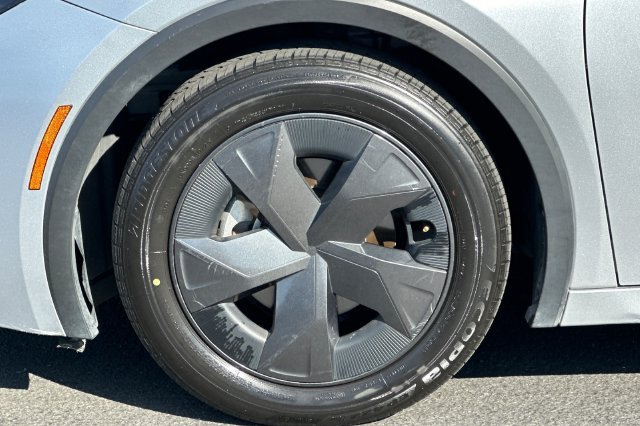Certified Used 2025  Toyota LE image 31