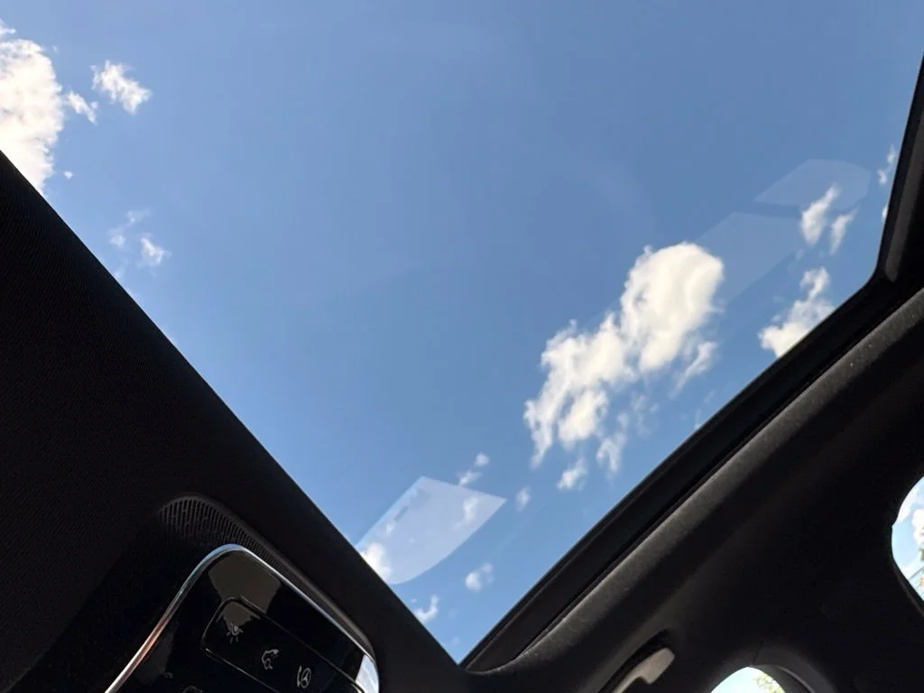 New 2027 Obsidian Black Metallic Mercedes-Benz GLC 300 image 38