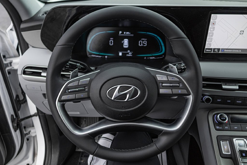 Certified Used 2024 White Hyundai SEL image 22