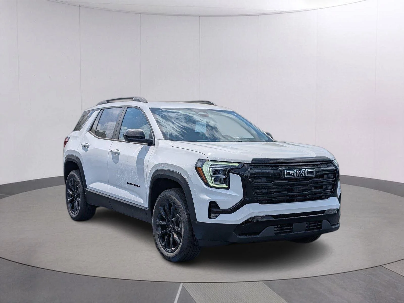 New 2026 Summit White GMC Elevation image 7