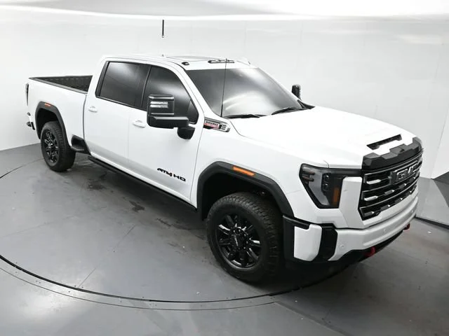 Used 2026 Summit White GMC AT4 image 32