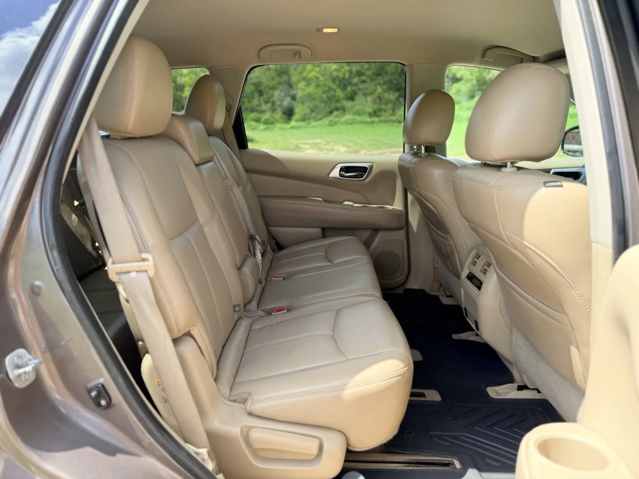 Used 2014 Tan Nissan SL 4dr SUV image 26