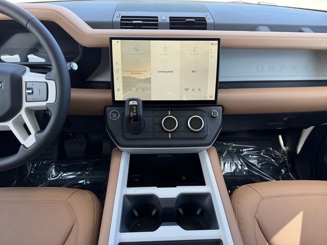 New 2026 Woolstone Green Land Rover S image 15