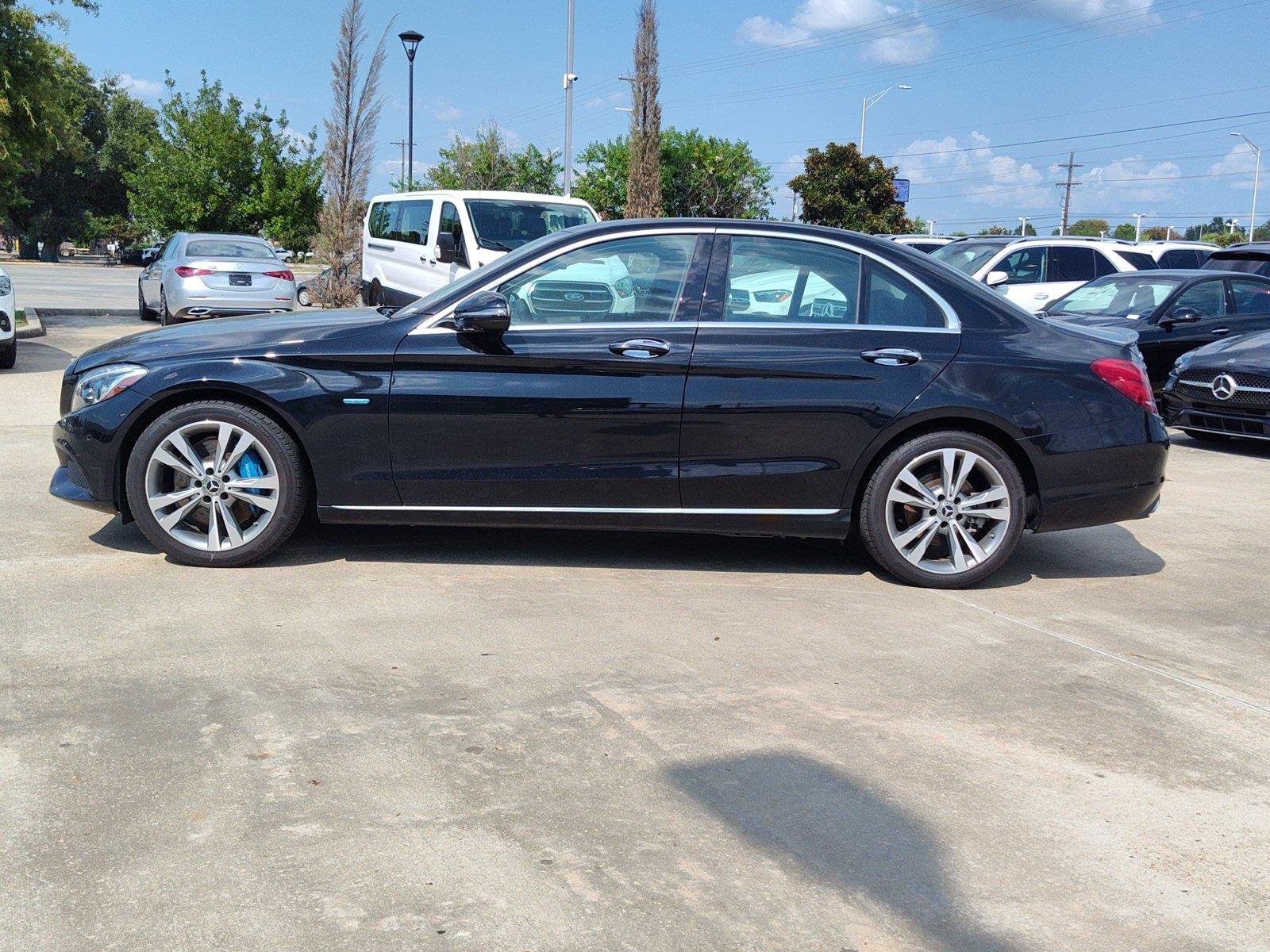 Used 2017 Black Mercedes-Benz C 350e image 3