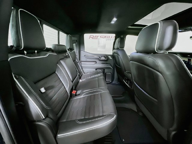 2025 GMC Sierra 1500 AT4X - Photo 43