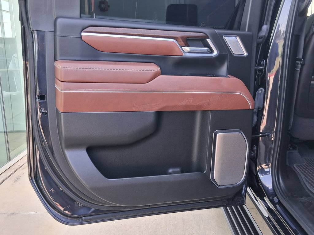 Used 2025 Titanium Rush Metallic GMC Denali Ultimate image 25