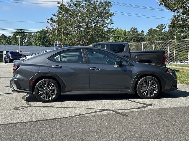 Used 2024 Gray Subaru Base image 9