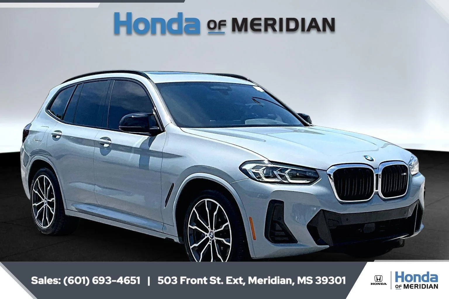 Used 2023 Brooklyn Grey Metallic BMW M40i image 1
