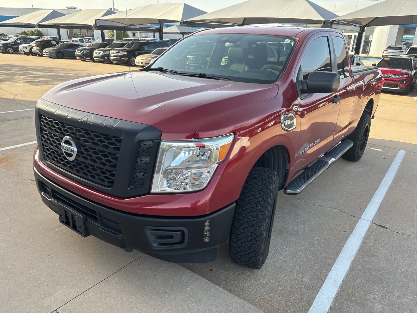 Used 2018 Cayenne Red Nissan S image 2