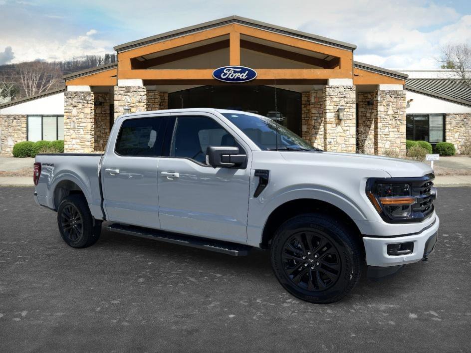 New 2026 Avalanche Ford XLT image 3
