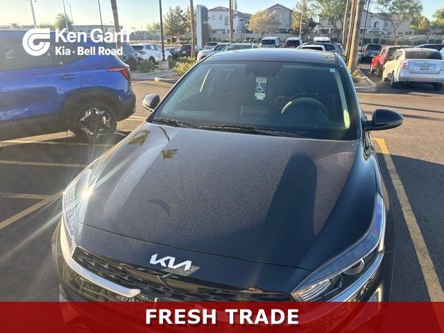 2024 Kia Forte LXS AT's photo