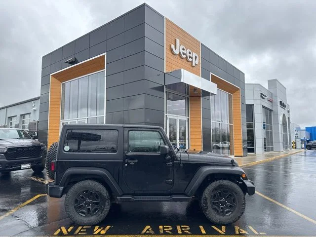 2017 Jeep Wrangler Willys Wheeler