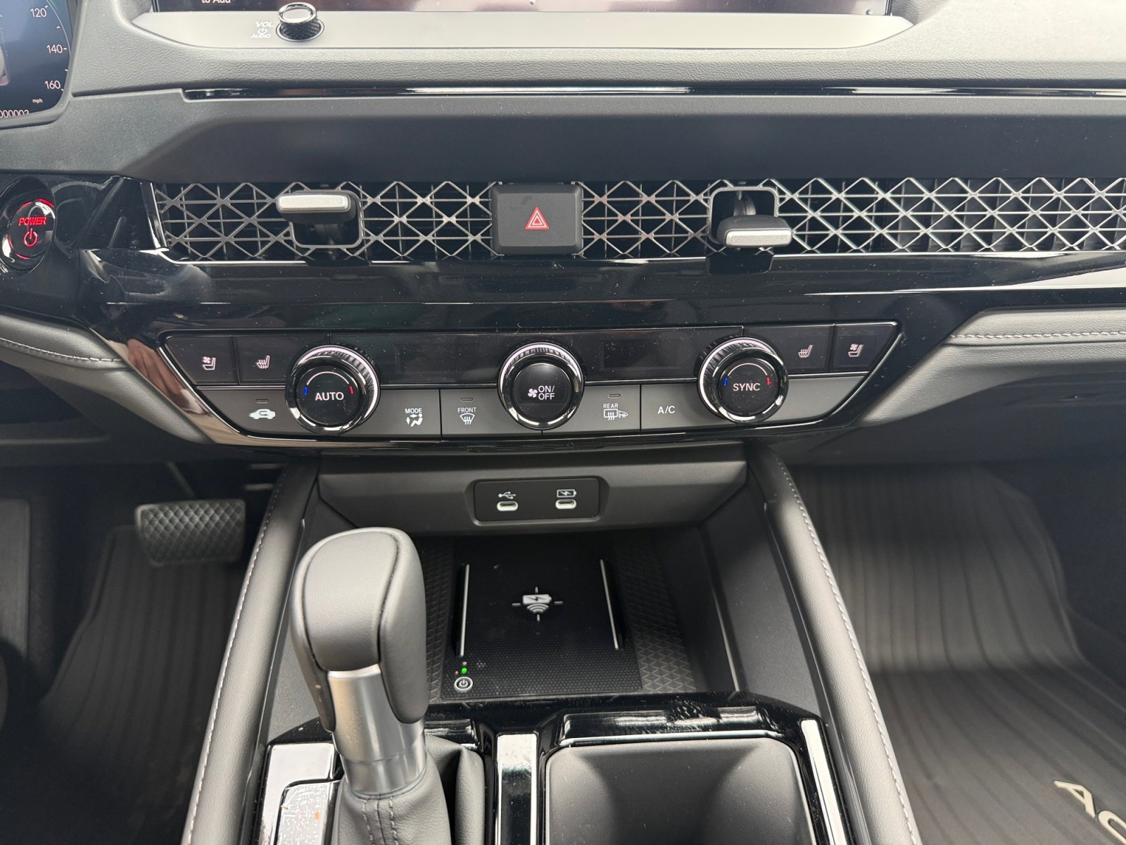 New 2026 Urban Gray Pearl Honda Touring image 13