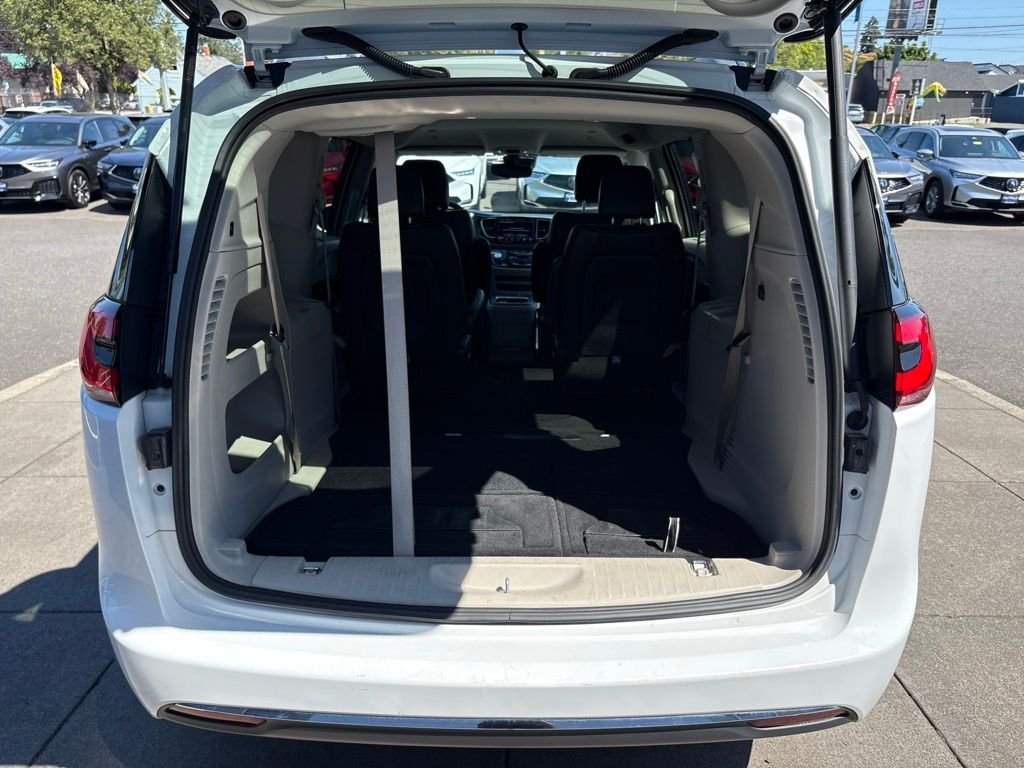 Used 2022 White Chrysler Touring L image 32