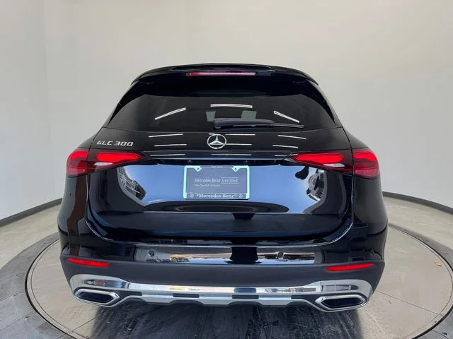 Certified Used 2026 Obsidian Black Metallic Mercedes-Benz GLC 300 image 13