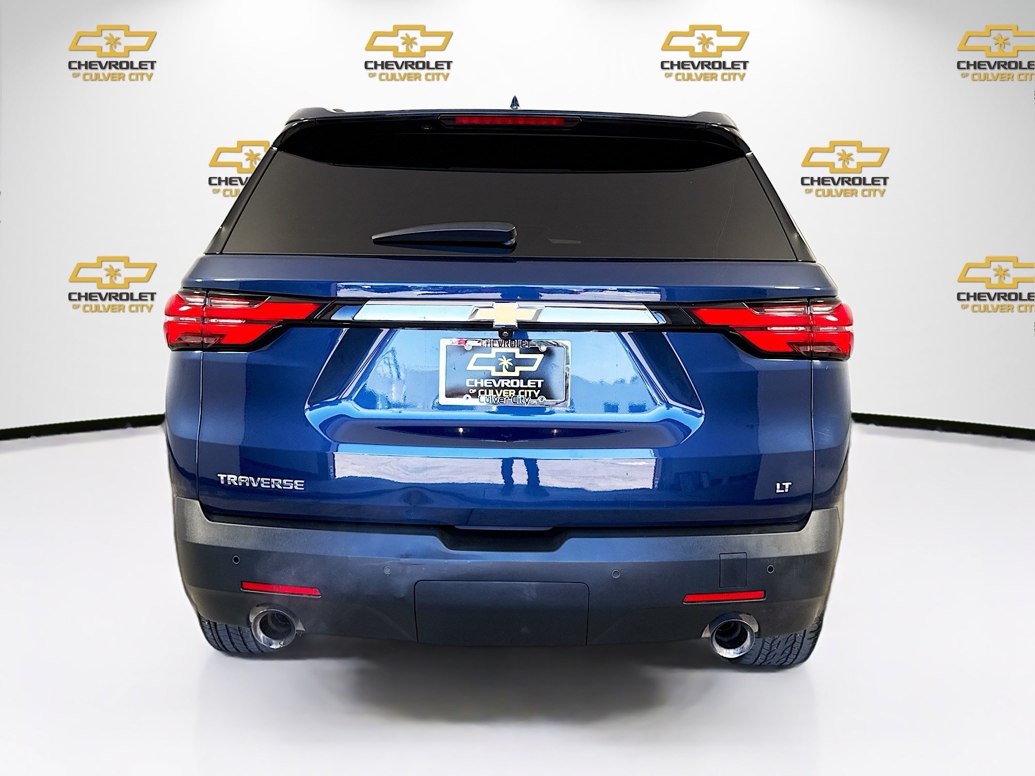 Used 2023 Northsky Blue Metallic Chevrolet LT Leather image 7