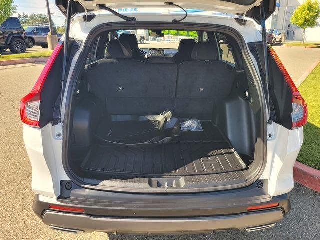 Used 2025  Honda Sport image 11
