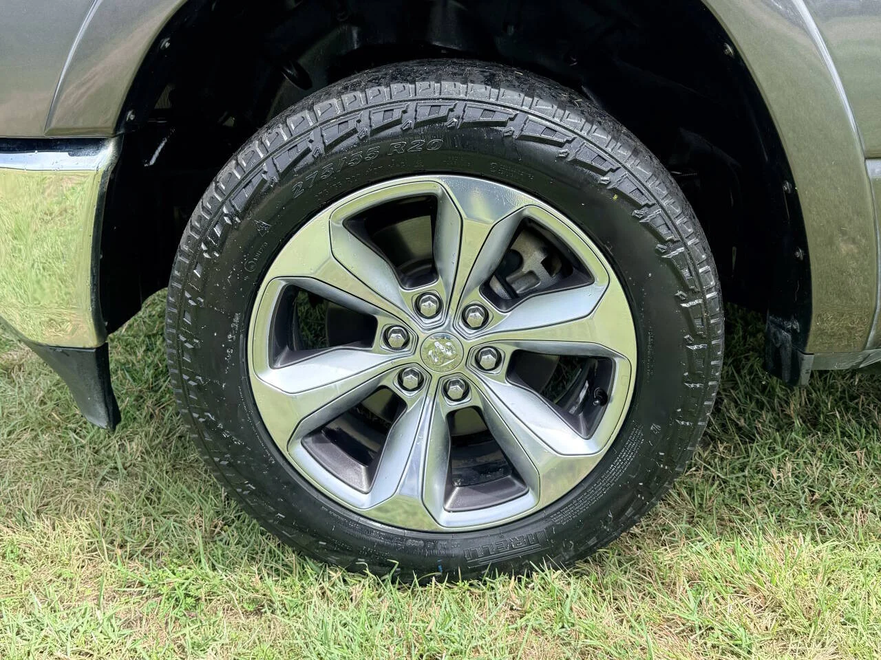 Used 2019 Silver RAM Limited 4x4 4dr Crew Cab 5.6 ft. SB Pickup image 13