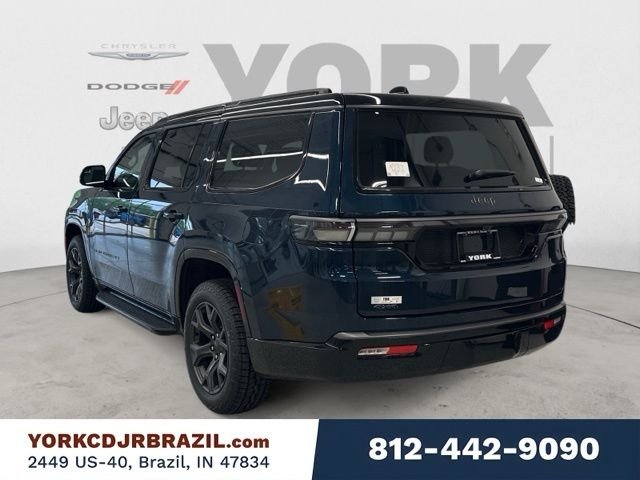 New 2026 Fathom Blue Pearlcoat Jeep Upland image 3