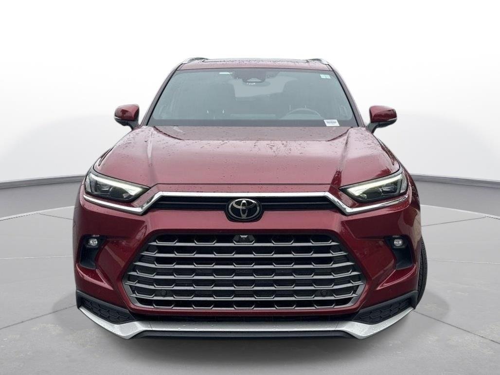 Used 2024 Ruby Flare Pearl Toyota MAX Limited image 3