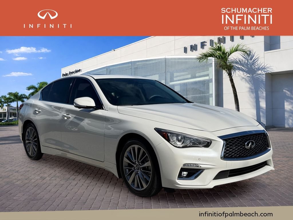 2024 INFINITI Q50 LUXE