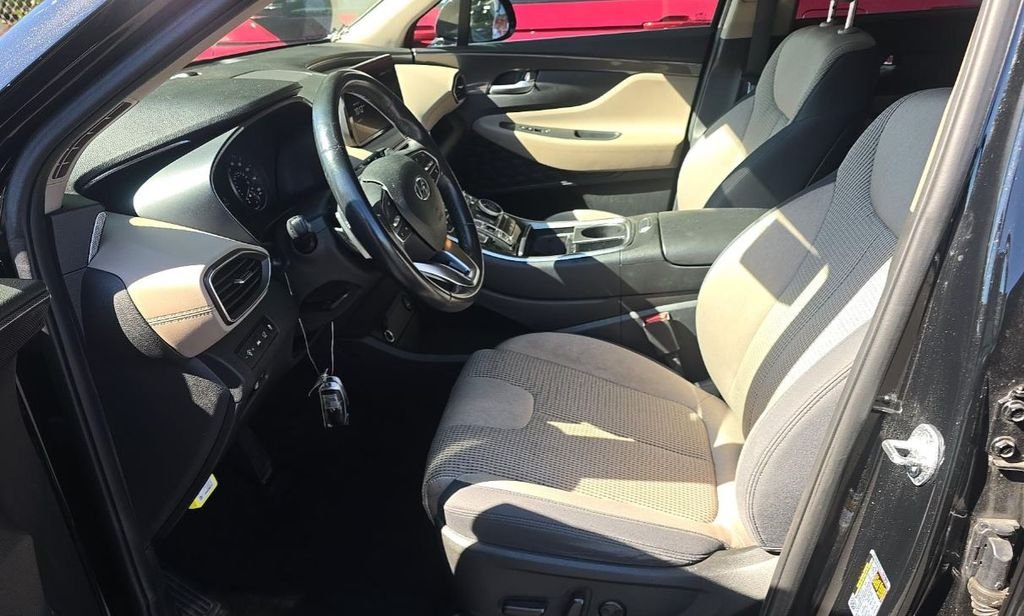 Used 2023 Black Hyundai SEL image 5