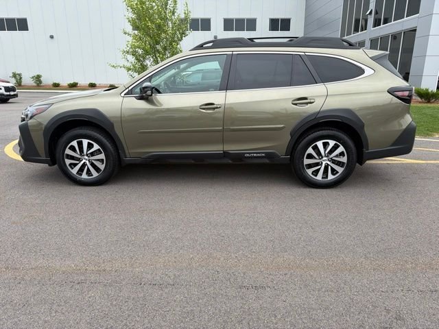 Used 2025 Green Subaru Premium image 8