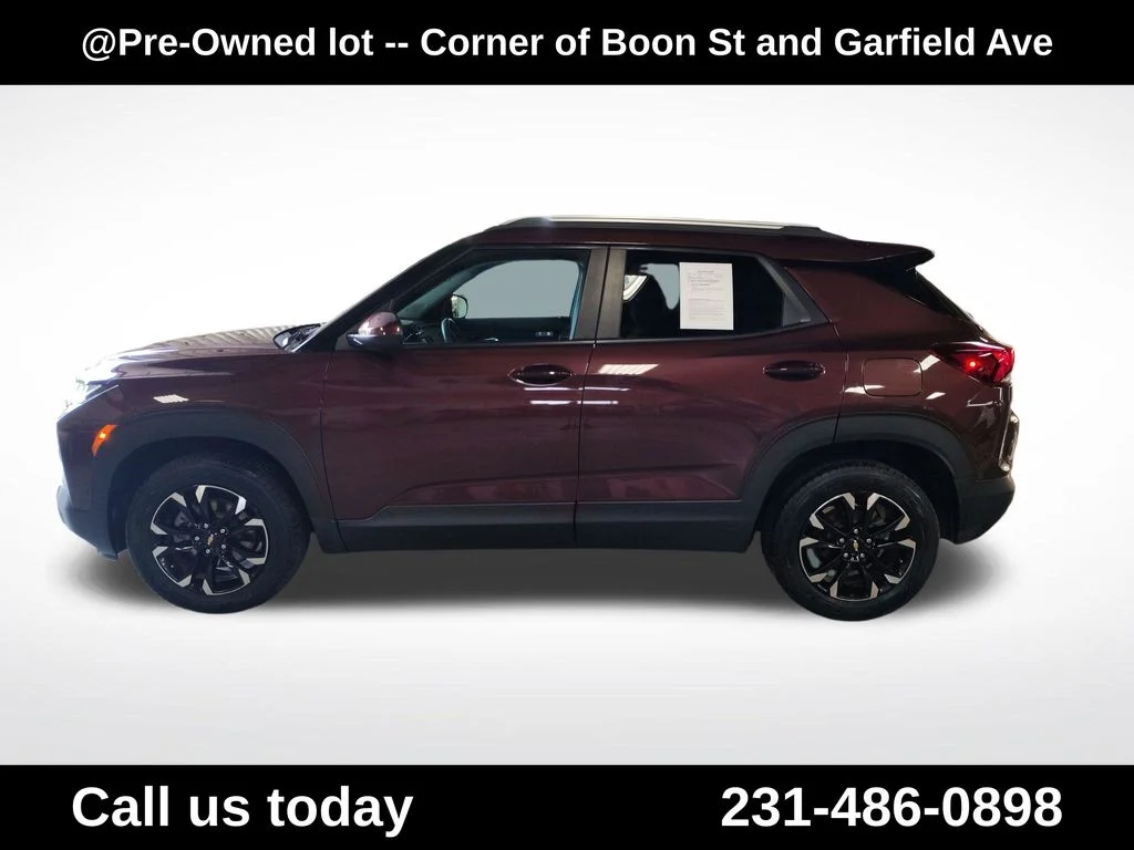 Used 2022 Red Chevrolet LT image 2