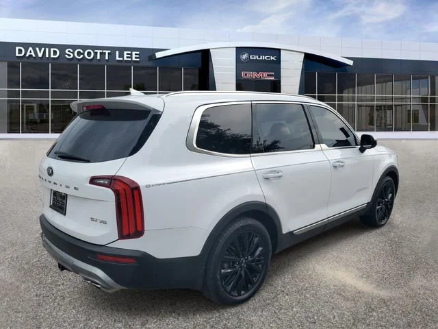 Used 2021 White Kia SX image 4