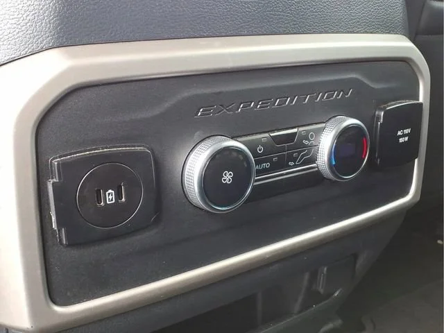 Used 2024  Ford XLT image 17