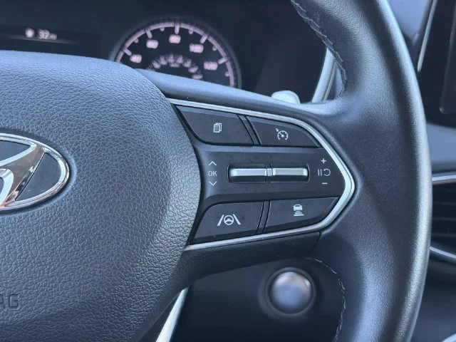 Used 2023 Silver Hyundai SEL image 28