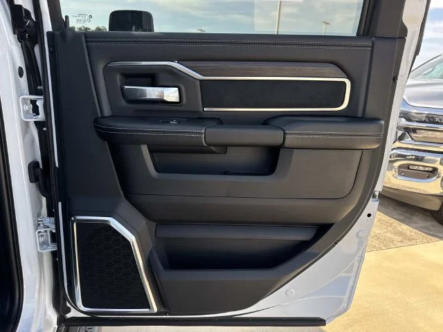 New 2027 Bright White Clear-Coat Exterior Paint RAM Laramie image 33