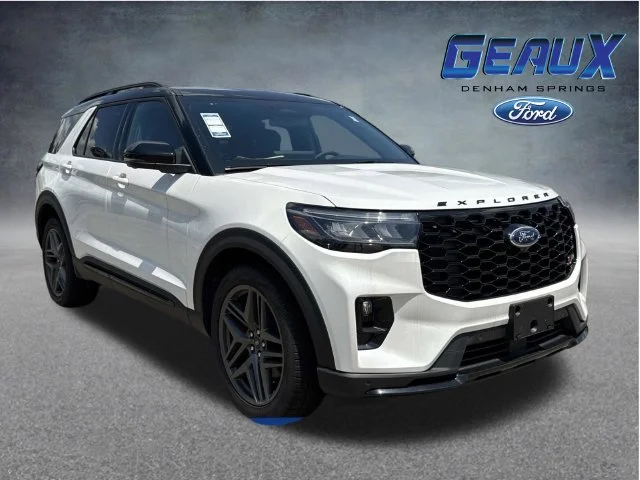 New 2026 Star White Metallic Tri-Coat Ford ST image 29