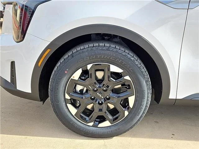 New 2026 Glacial White KIA S Front-Wheel Drive image 5
