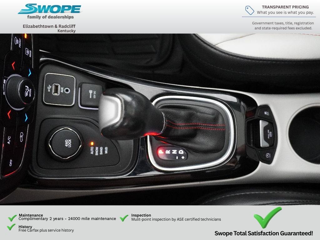 Used 2018 Gray Jeep Limited image 24