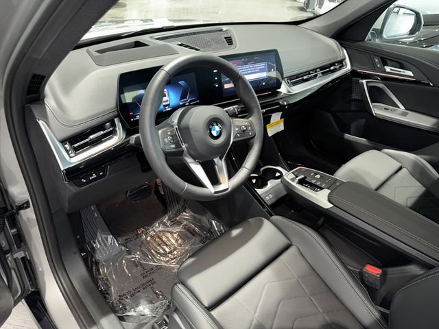 New 2026 Space Silver Metallic BMW xDrive28i image 15