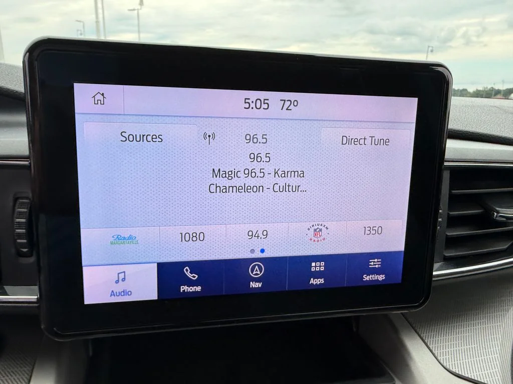 Used 2021 Silver Ford XLT image 12