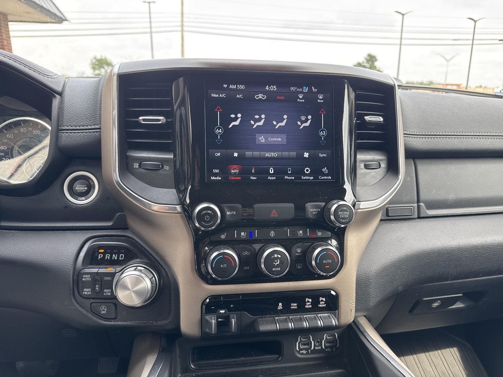 Used 2021 Patriot Blue Pearlcoat Ram Laramie image 11