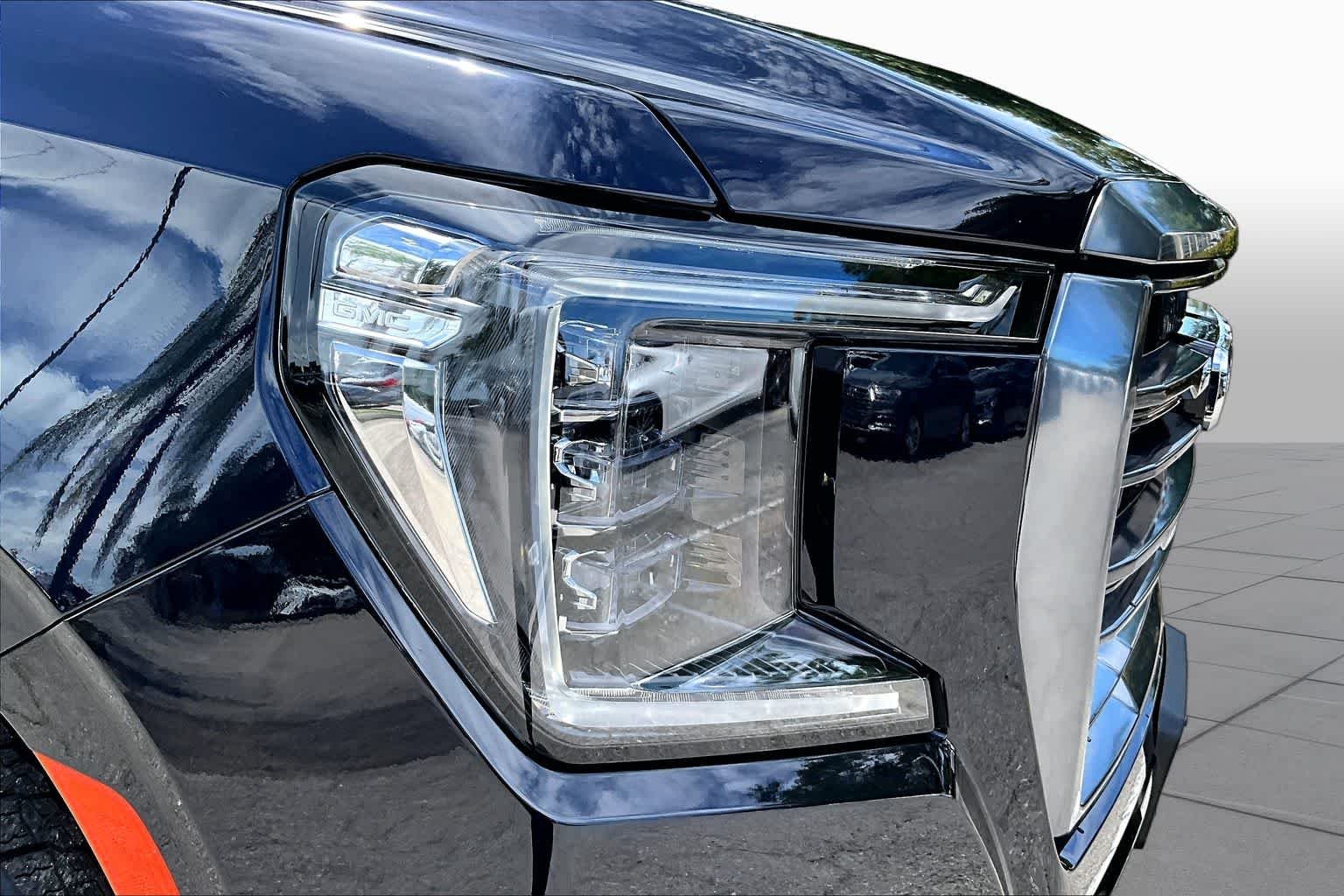 Used 2024 Midnight Blue Metallic GMC AT4 image 28