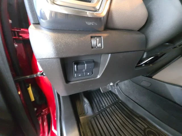 Used 2023 Volcanic Red GMC Denali image 25