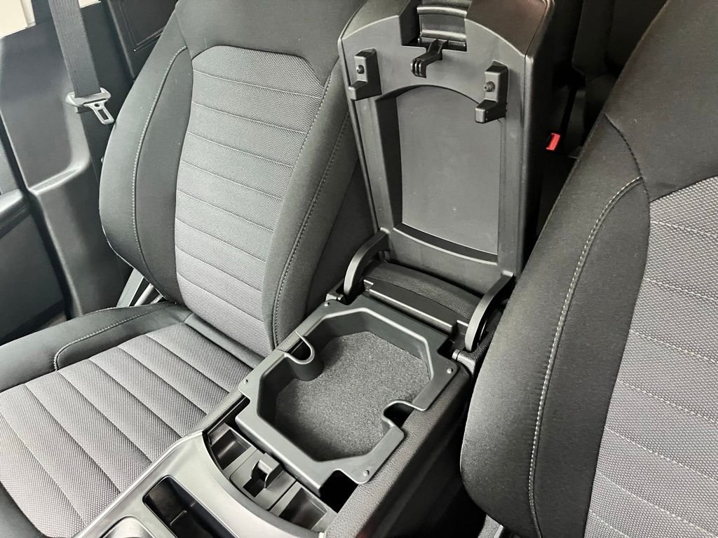 2022 Ford Edge SE - Photo 30