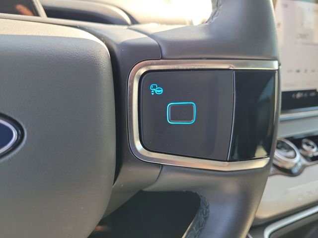 Certified Used 2025 Oxford White Ford Active image 6