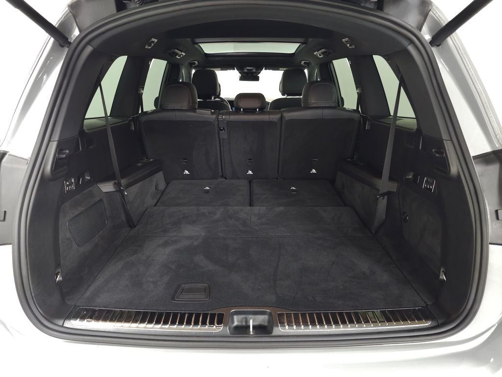 Used 2025 White Mercedes-Benz GLS 580 image 5