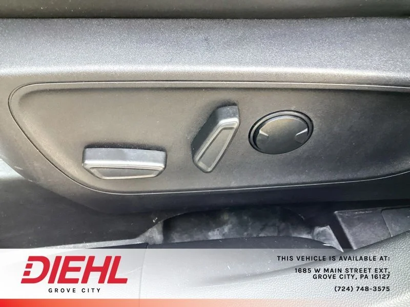 Used 2022 White Ford Badlands image 21