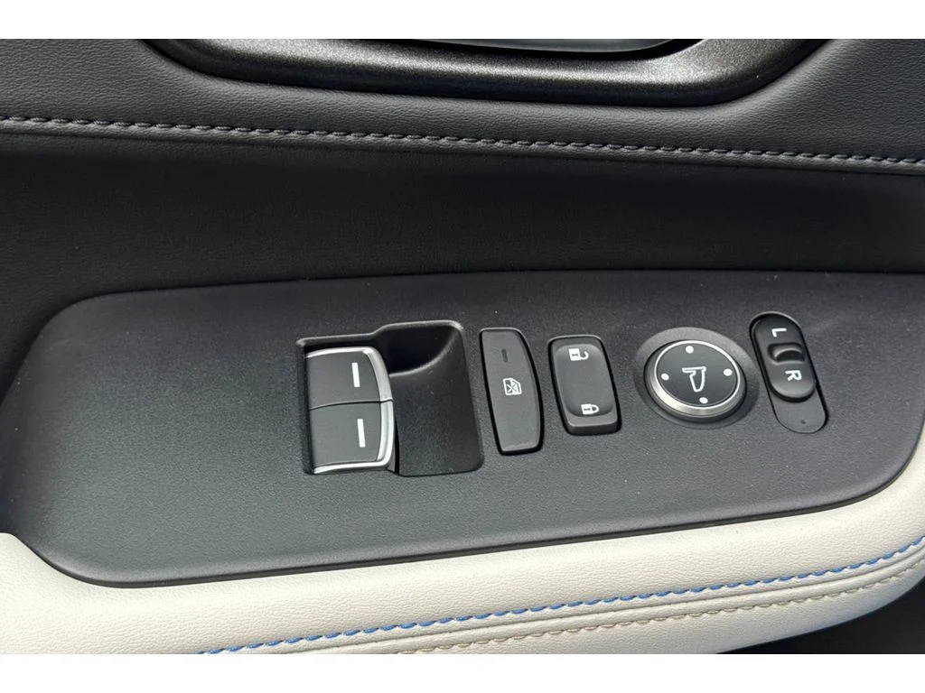 New 2026 Meteorite Gray Metallic Honda Hybrid image 13
